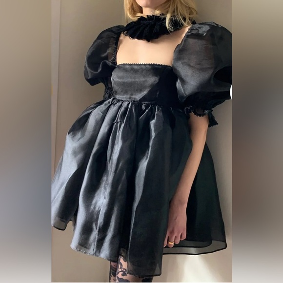 SELKIE BLACK PUFF DRESS - Picture 1 of 5